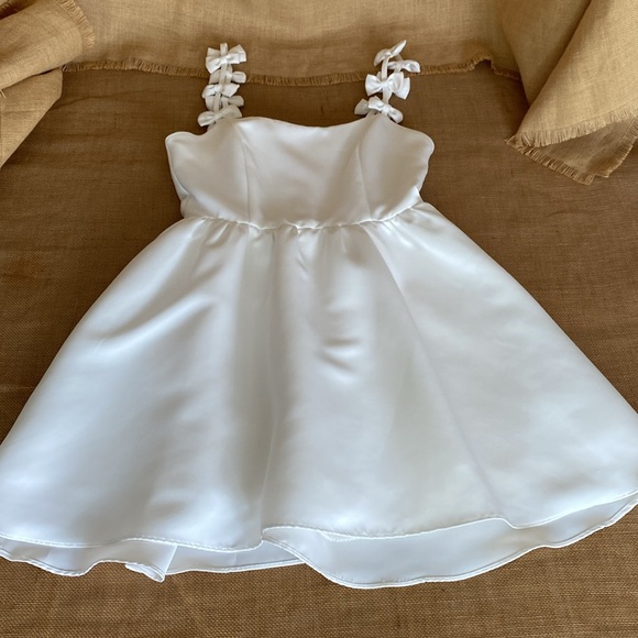 Elliatt Enchantment Ivory Fit & Flare Babydoll mini Dress - Picture 6 of 16